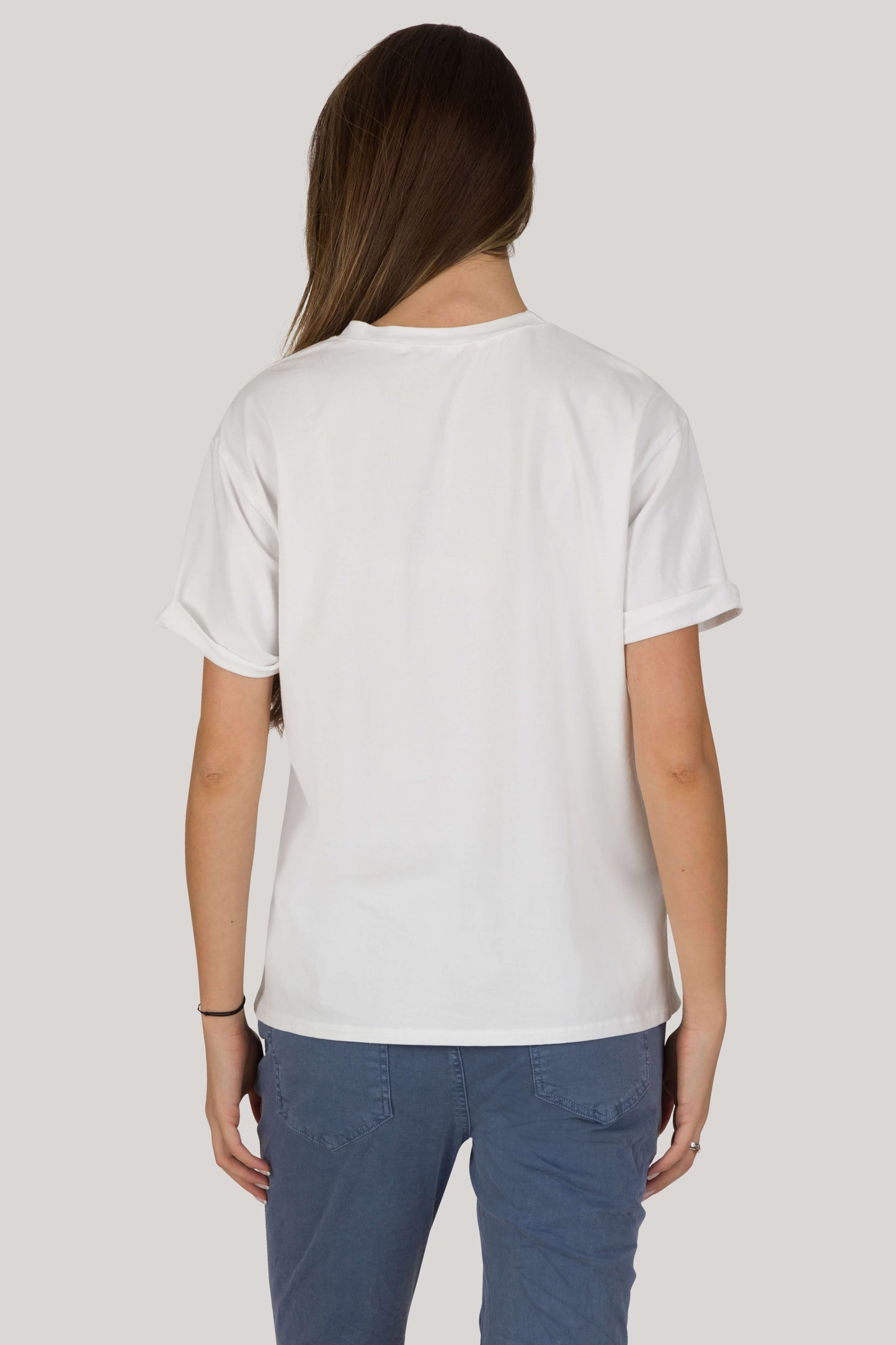 Basic T-Shirt Logo
