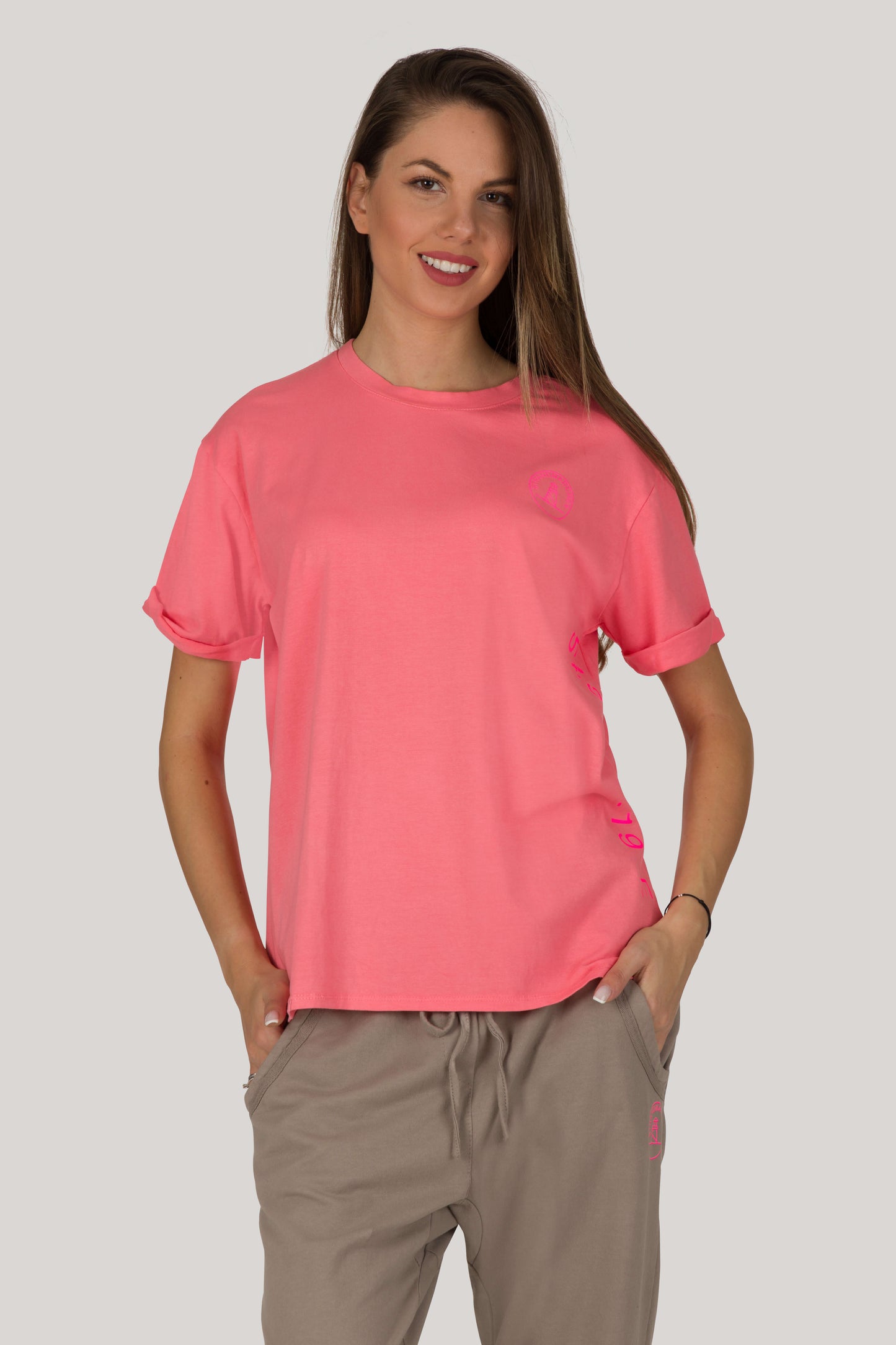 Basic T-Shirt Logo
